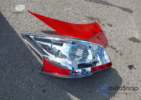 2015 Nissan Altima 2.5 S z USA, uszkodzony, nr VIN 1N4AL3AP2FC222450